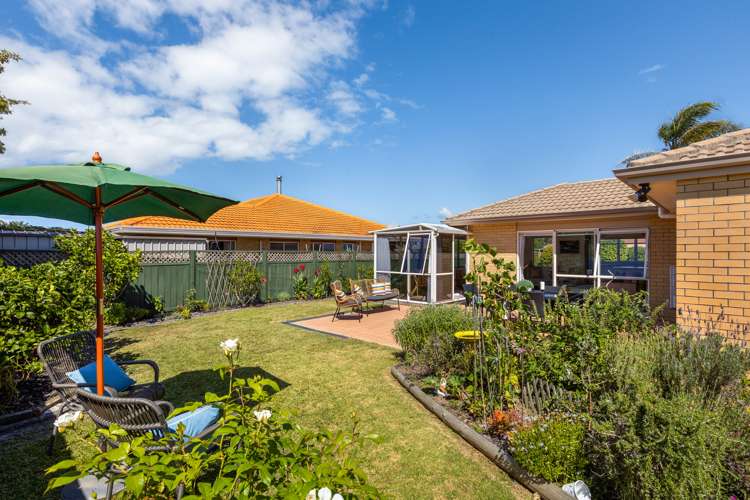 94 Lakeside Drive Orewa_14