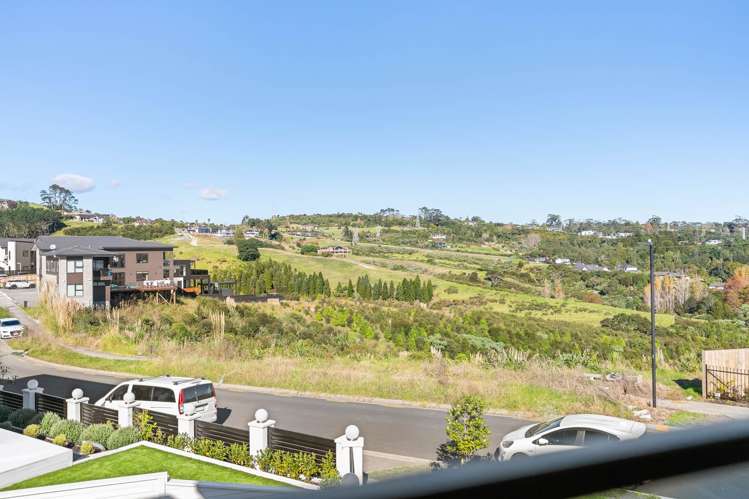 18 Rathfarnham Road Flat Bush_29