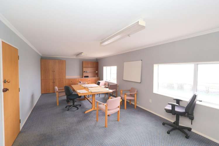 4 Foreshore Road Bluff_30
