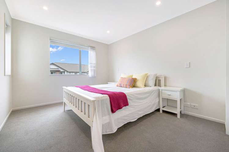 43 Pencaitland Drive Flat Bush_8