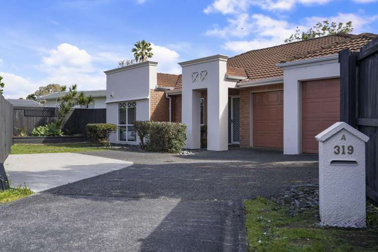 319a Royal Road Massey_20