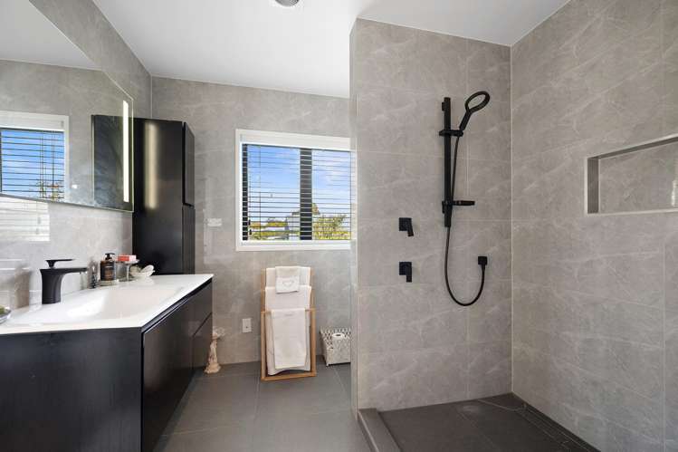 216 Riverhead Road Kumeu_14