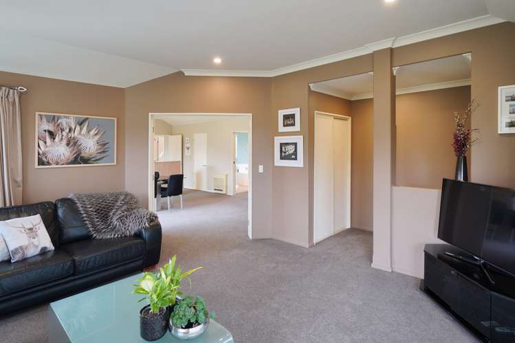 7 Oak Tree Lane Rolleston_22