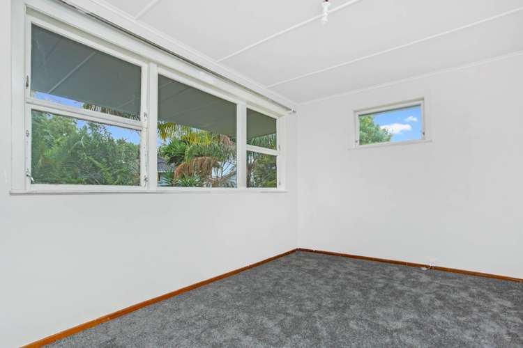 17 Tracey Terrace Te Atatu South_5