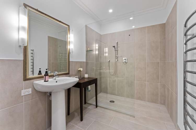 423 Gillespie Place Acacia Bay_16