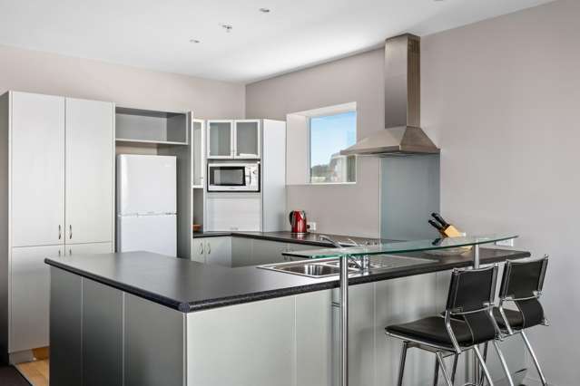 3/90 Customhouse Street Gisborne_2