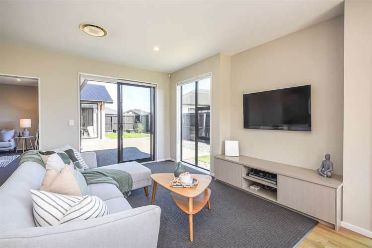 6 Maclaren Road Wigram_13