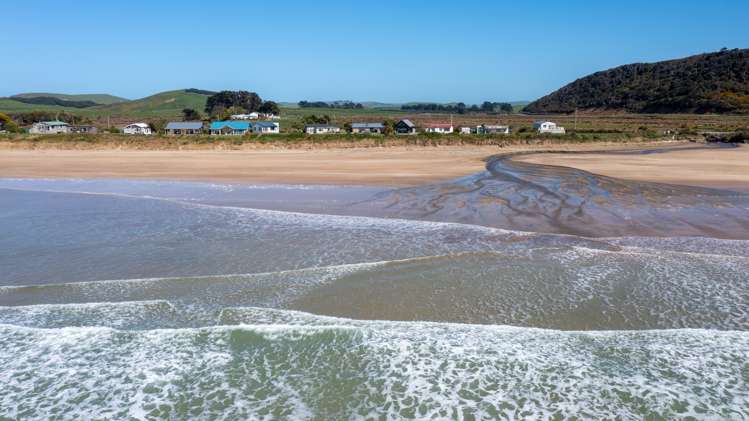 501 Waikawa Curio Bay Road Wyndham Surrounds_5