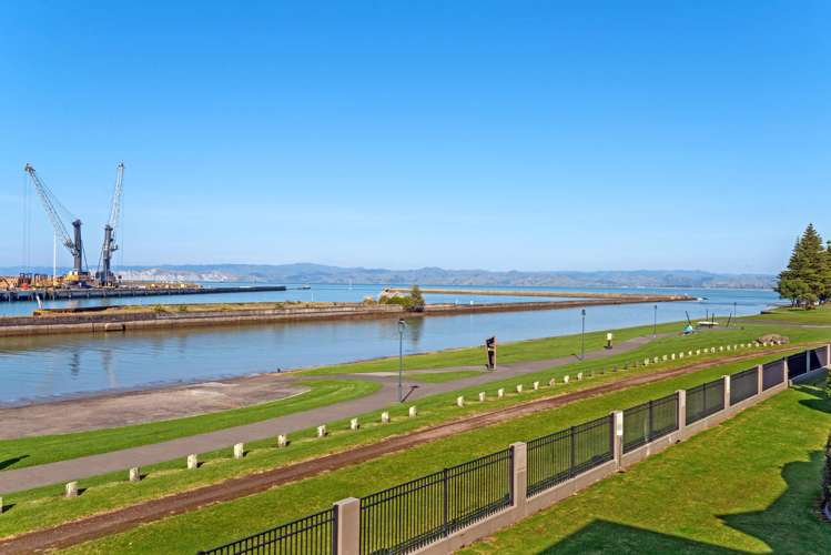 20/100 Customhouse Street Gisborne_21