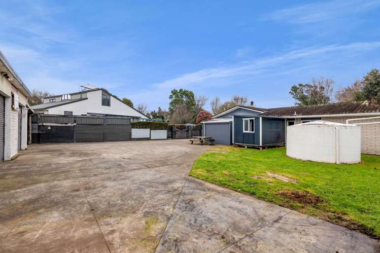 1263 Egmont Road Egmont Village_21