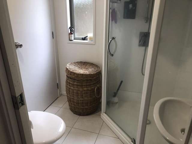 62A/21 Hunters Park Drive Three Kings_3