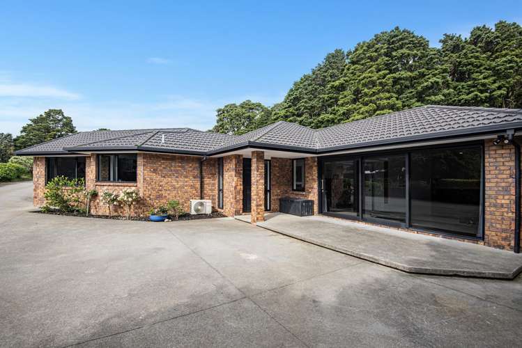 75 Tudehope Road Matarau_24