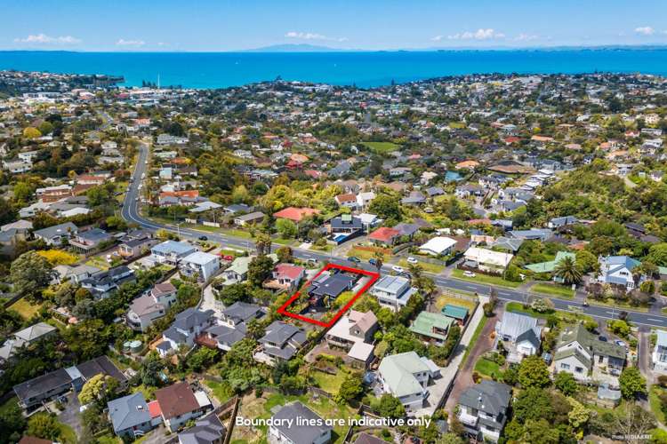 1/111 Arran Road Browns Bay_19