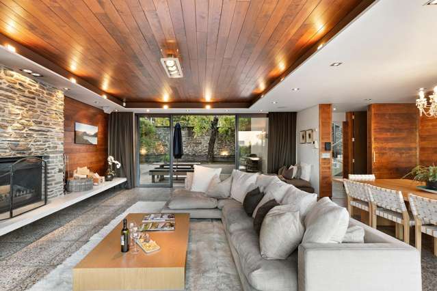 42A Man Street Queenstown_2