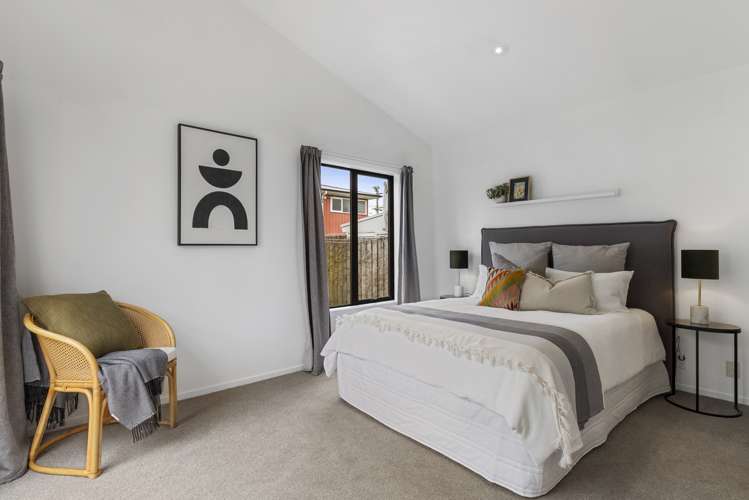 2/114 Landscape Road Mount Eden_9