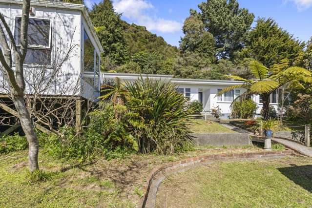 1 Coast Road Wainuiomata_2