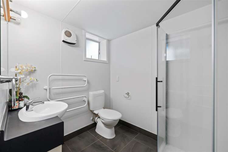 2 Bickerstaffe Road Maungaturoto_17