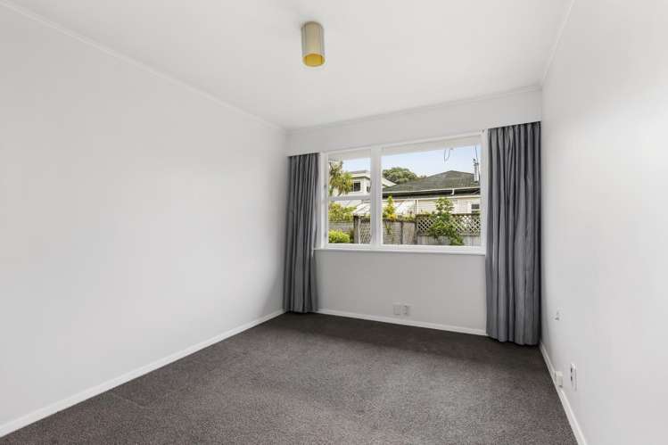 6/238 Muritai Road Eastbourne_6