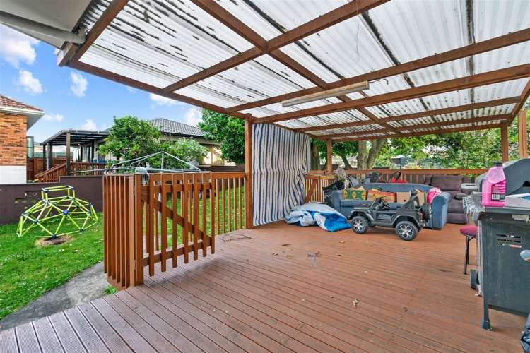5 Leeson Place Mangere_11