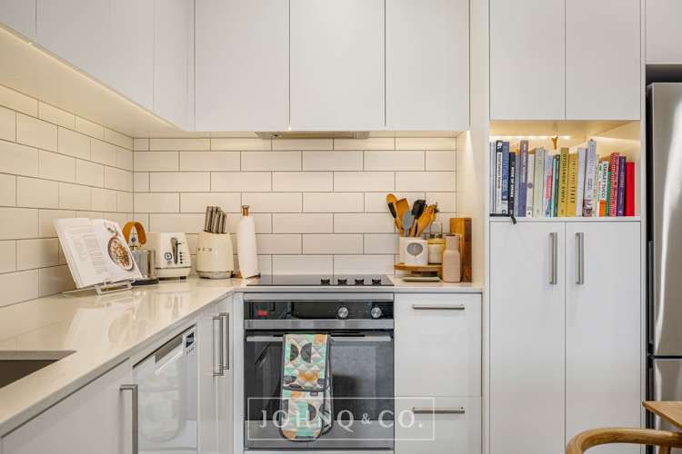 102/7d Hinaki Street Point England_12