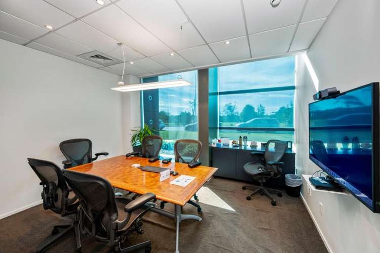 124 Bush Road Albany_13