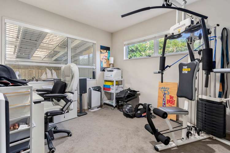 2/14 Taharoto Road Takapuna_10