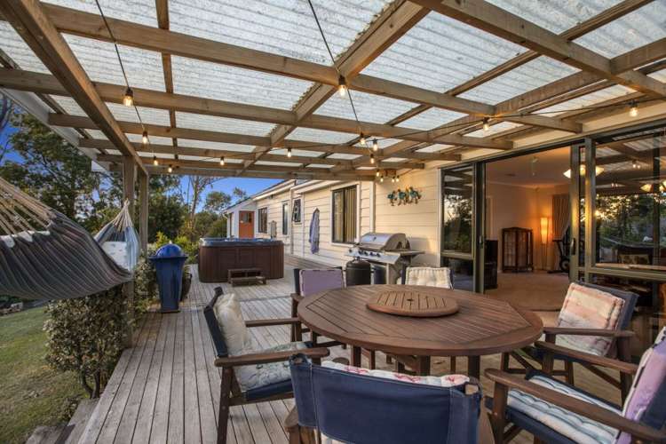 1258 East Coast Road Redvale_52