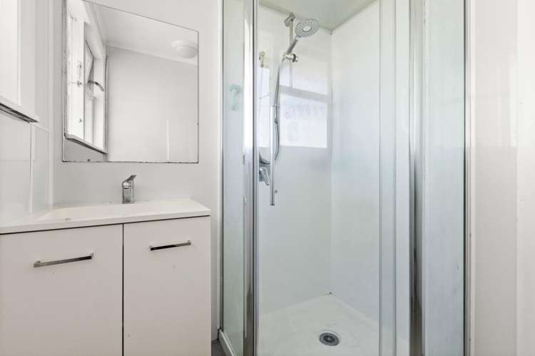 413 Kotuku Street Camberley_8