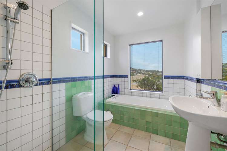 6 Inverness Lane Redcliffs_19