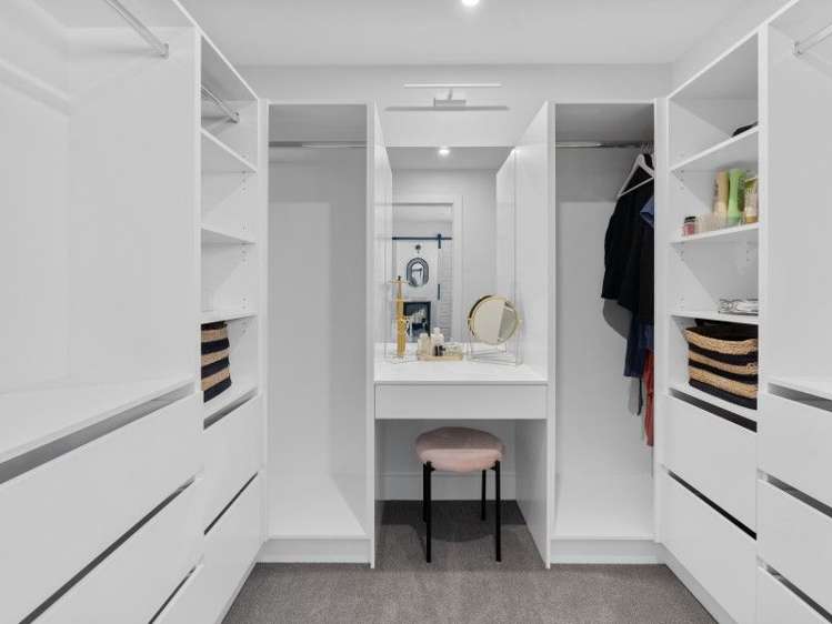 12a Broadway Picton_15