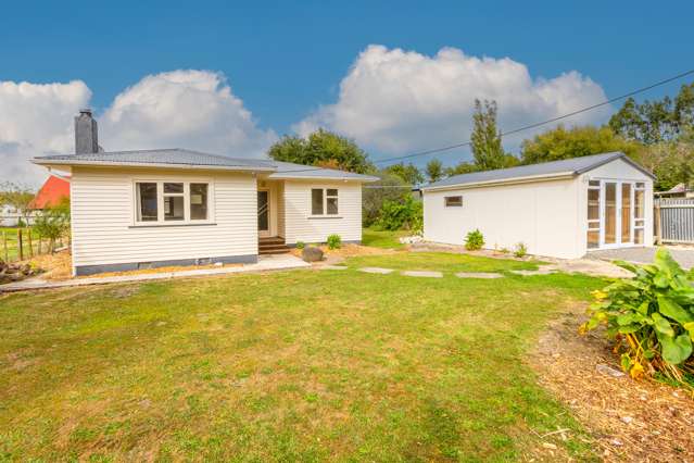 8 Dundas Street Porangahau_1