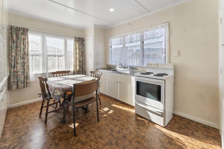 38 Croucher Street Richmond_5