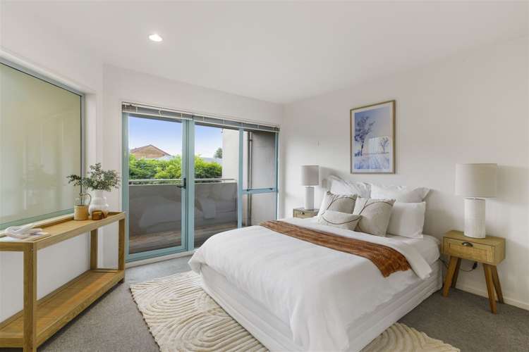 2/110 Nayland Street Sumner_12