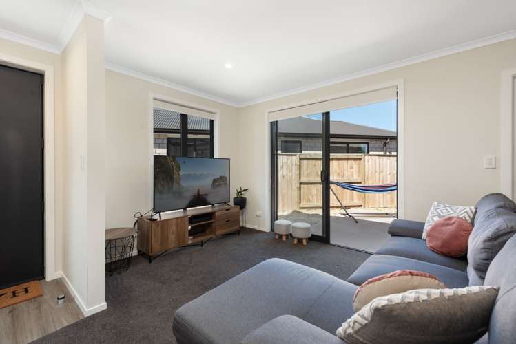 20 Foley Grove Pyes Pa_5