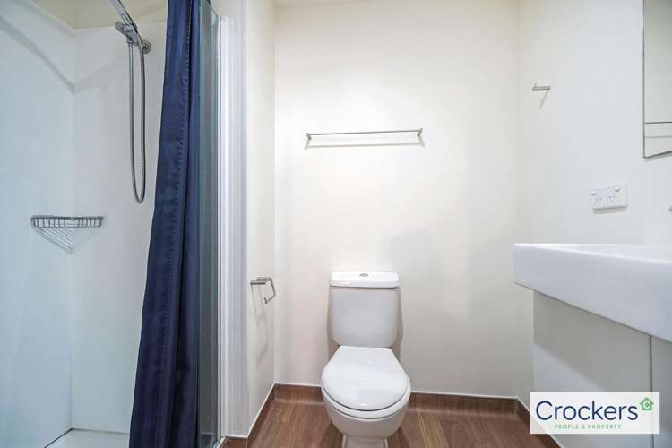 711/23 Whitaker Place 10015_13