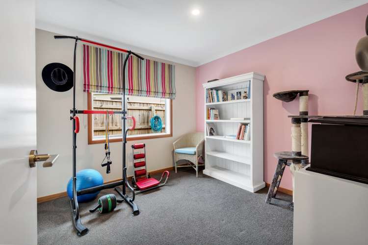 49 Curtis Street Stoke_11