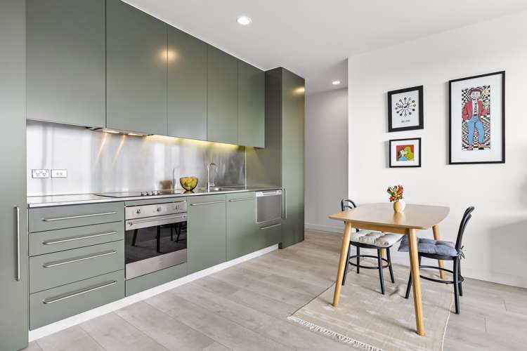 2a/4 Fisher-Point Drive Auckland Central_10