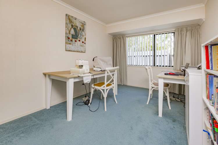 11 Norm Pellow Drive Manurewa_14