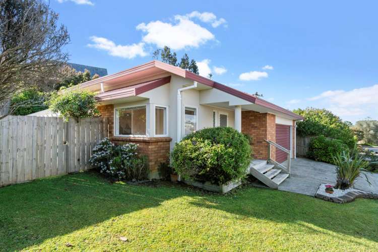 1/67 Donald Street Stanmore Bay_2