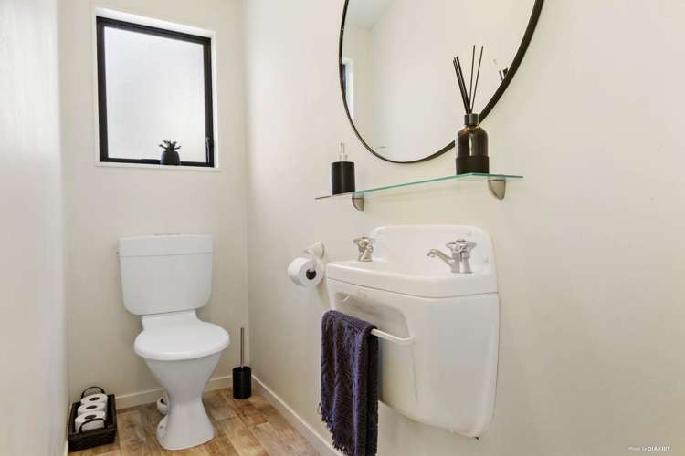 12a Ambler Avenue Glen Eden_16