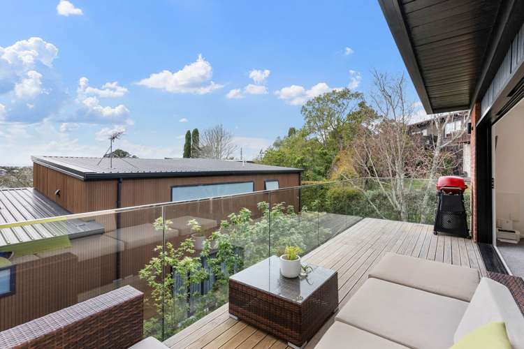 1/12 Surville Place Mairangi Bay_26