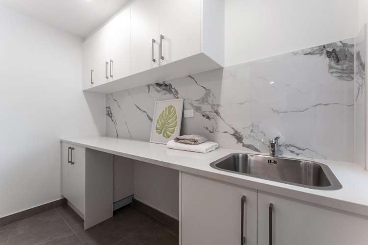 8C William Souter Street Forrest Hill_30