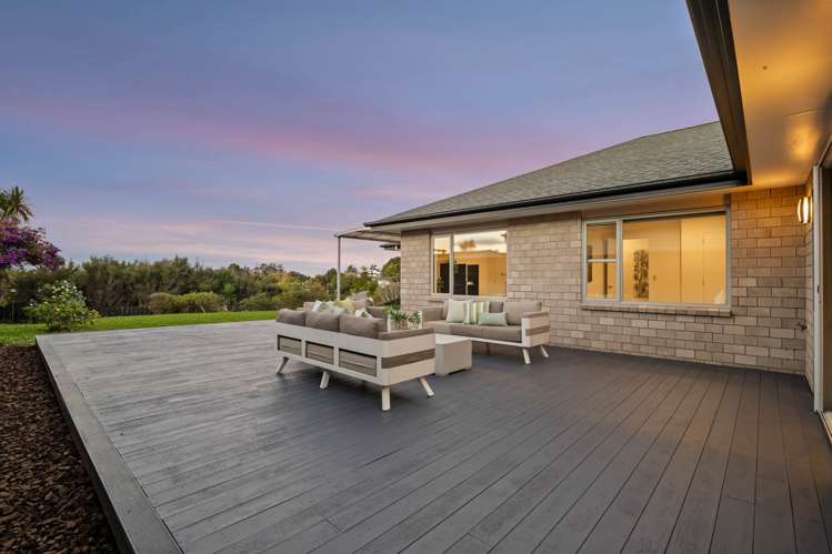 53 Beachwood Drive Hatfields Beach_3
