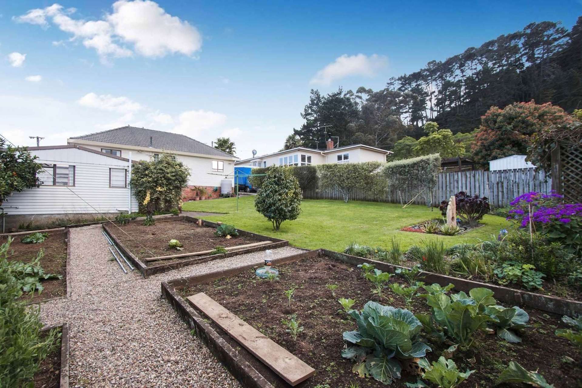39 Mountain Road Mt Wellington_0