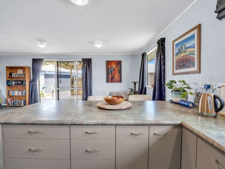 23 Matakane Street Waitarere Beach_8