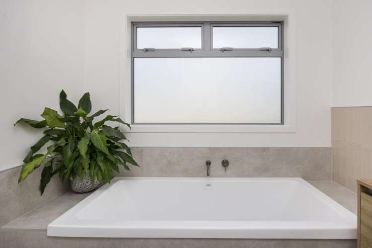 23A Roots Street East Feilding_18