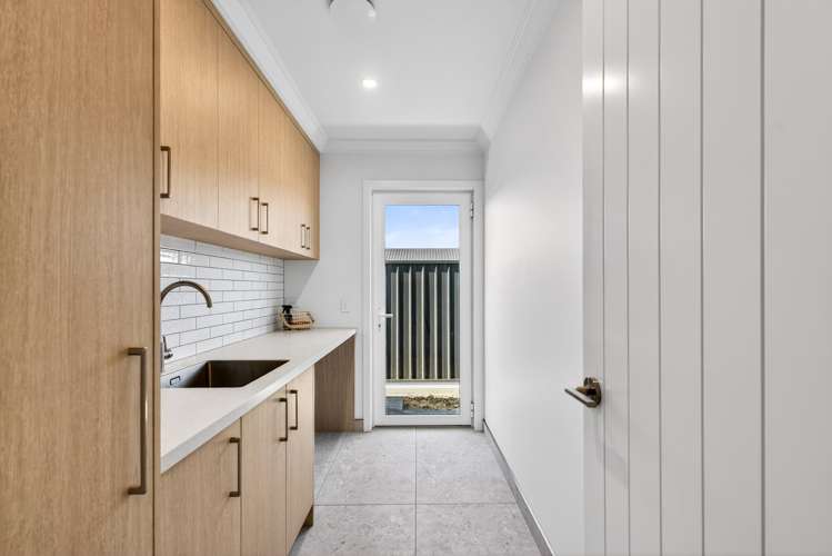 20 Annie Aranui Drive Poraiti_17