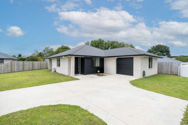 Near New and Ready to Move Into!