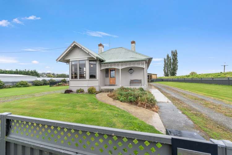 18 / 20 Surrey Street Gore_33