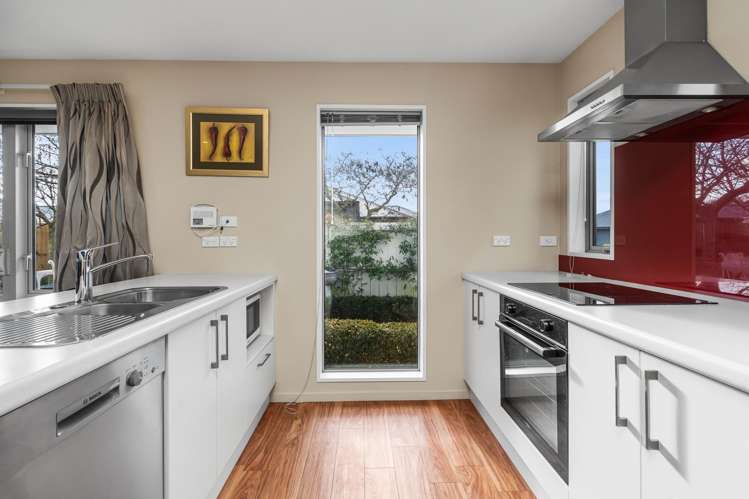 16 St Adela Place Woolston_2